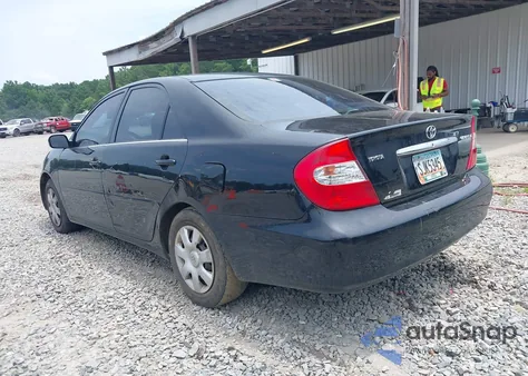 2004 Toyota Camry Std z USA, uszkodzony, nr VIN 4T1BE32K94U368150